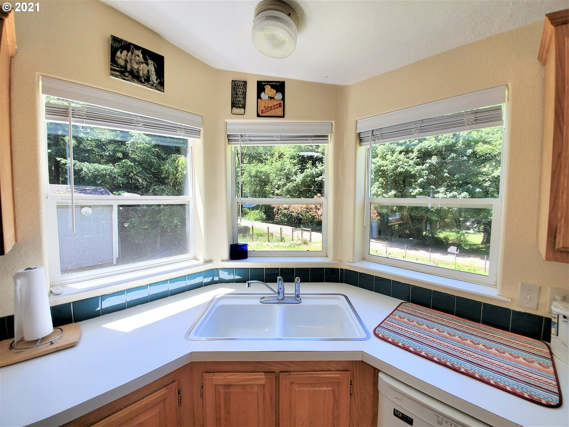 24970 Trask River Road Tillamook, OR 97141 - Photo 10 of 32 Gallery Image 10