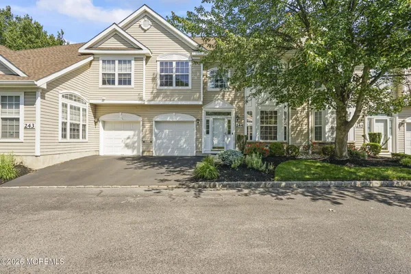 $669,900 | 244 Shinnecock Drive, Manalapan, NJ 07726
