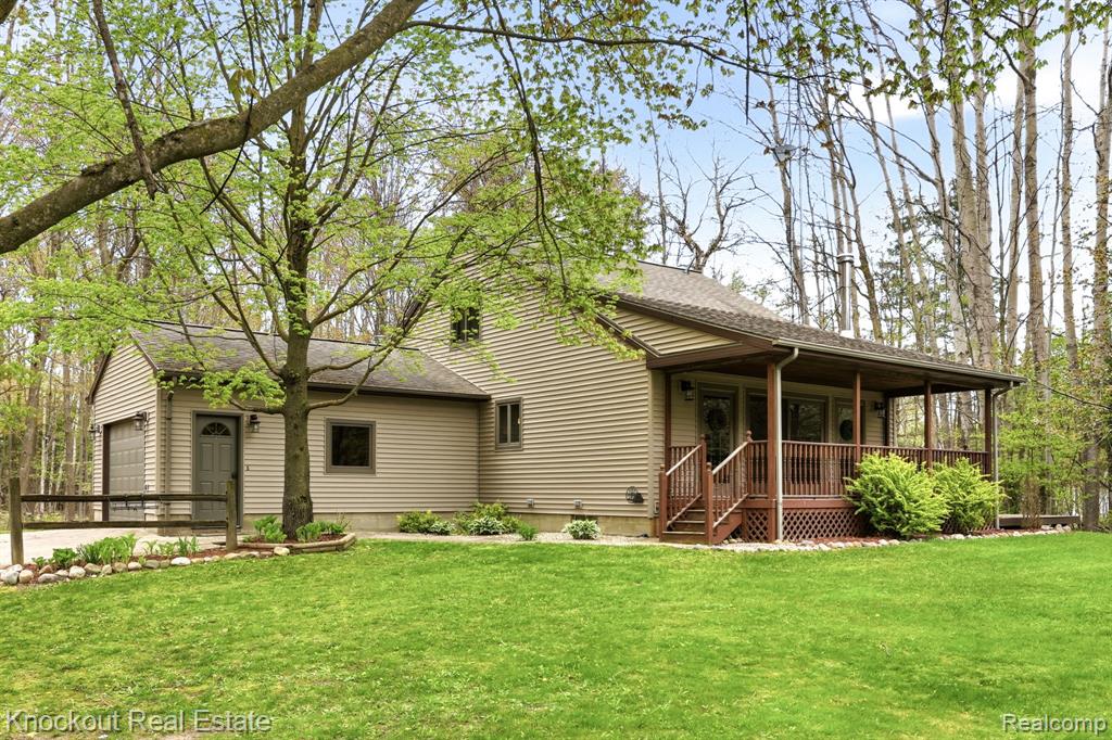 1608 South Pinnebog Road Bad Axe, MI 48413 - Photo 4 of 54