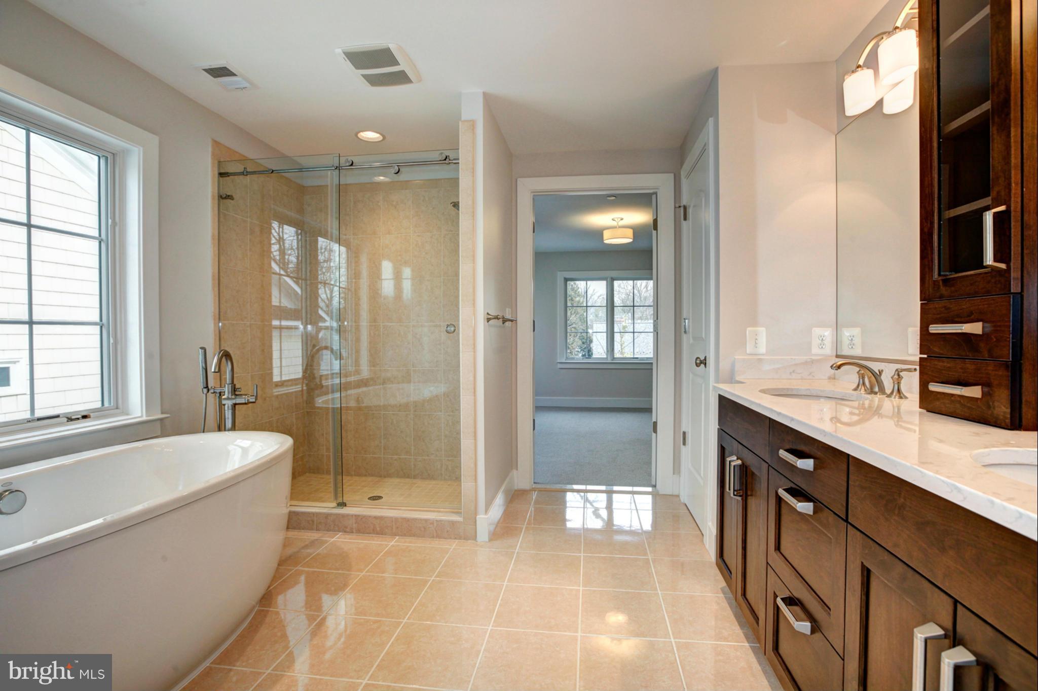 6412 Dahlonega Road Bethesda, MD 20816 - Photo 14 of 23 Bath (Master)