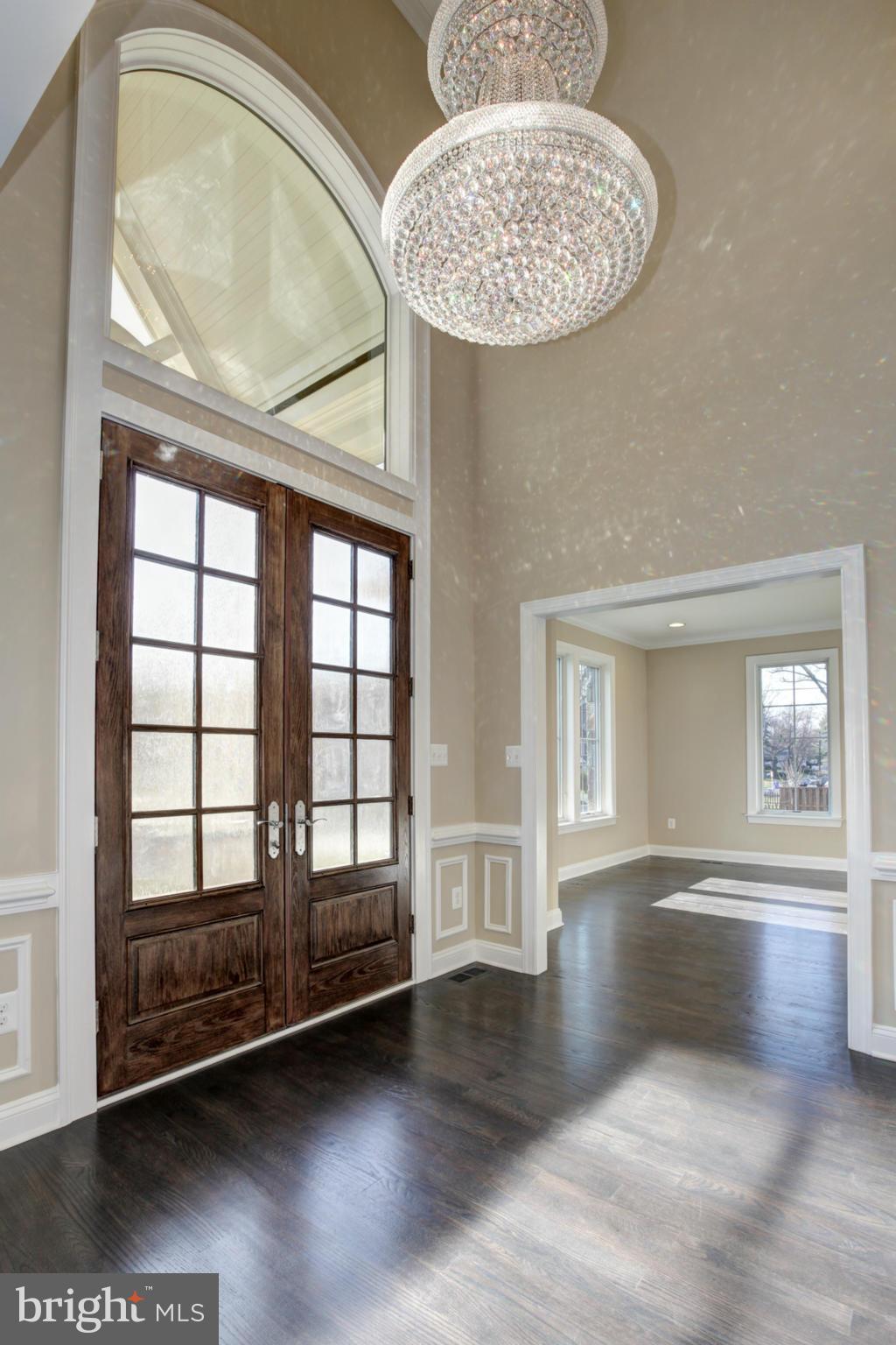 6412 Dahlonega Road Bethesda, MD 20816 - Photo 3 of 23 Interior (General)