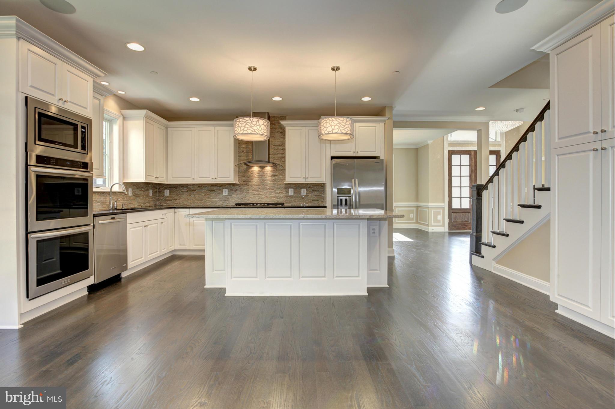 6412 Dahlonega Road Bethesda, MD 20816 - Photo 8 of 23 Kitchen