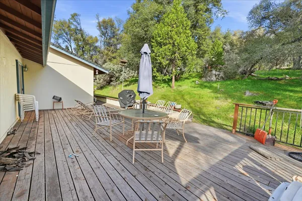 $385,000 | 51590 Coyote Ridge Road, Oakhurst, CA 93644