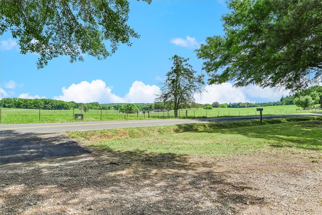 772 Mountain View Road Anderson, SC 29626 - Photo 26 of 27 Front Yard