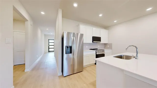 $2,400 | 4525 Wisenbaker Way, College Station, TX 77845