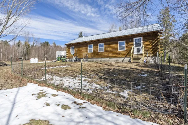 $389,500 | 300 Locke Hill Road, Starks, ME 04911