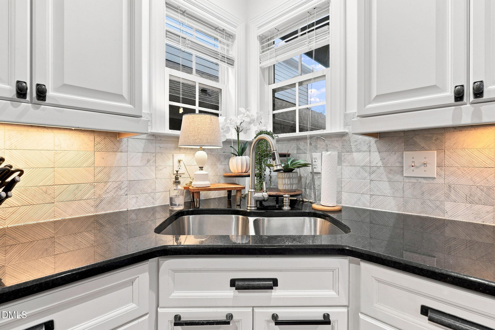 1209 Harp Street Raleigh, NC 27604 - Photo 10 of 45 photo_012