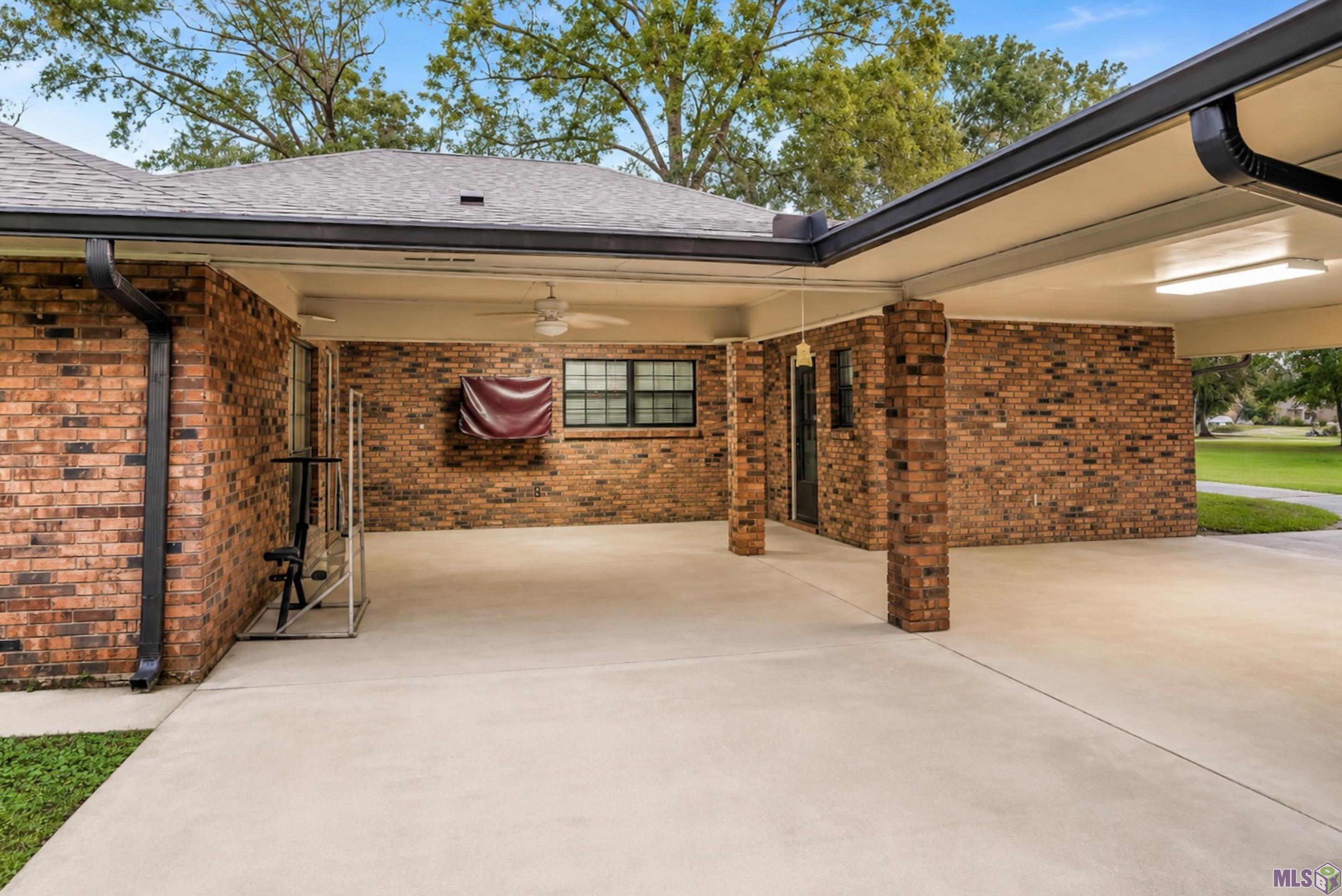 9255 Arnold Road Denham Springs, LA 70726 - Photo 35 of 57 Gallery Image 35