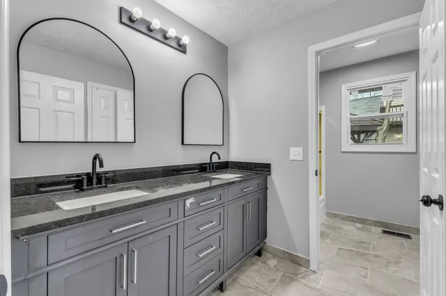 $449,900 | 200 Upwind Court, Nashville, TN 37217