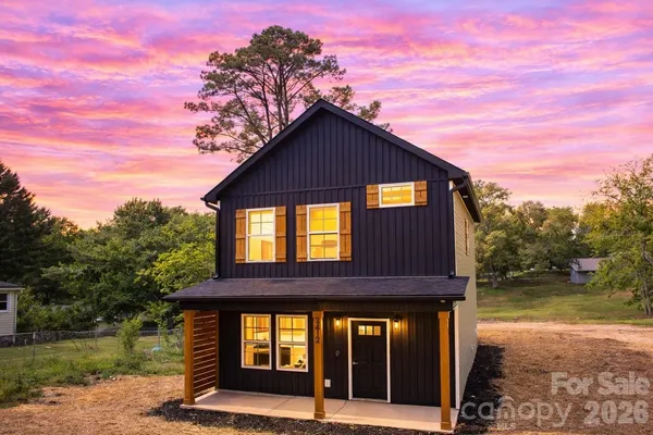 $325,000 | 2412 Summit Avenue, Kannapolis, NC 28081