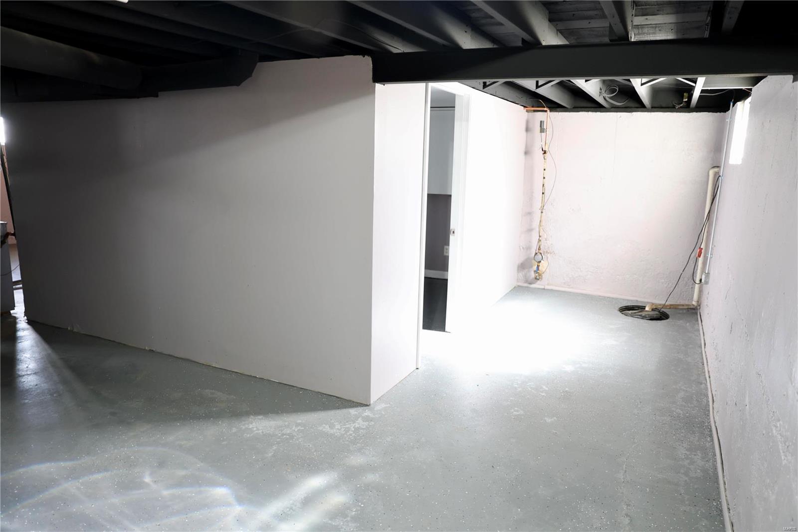 6325 Everett Drive St. Louis, MO 63134 - Photo 22 of 29