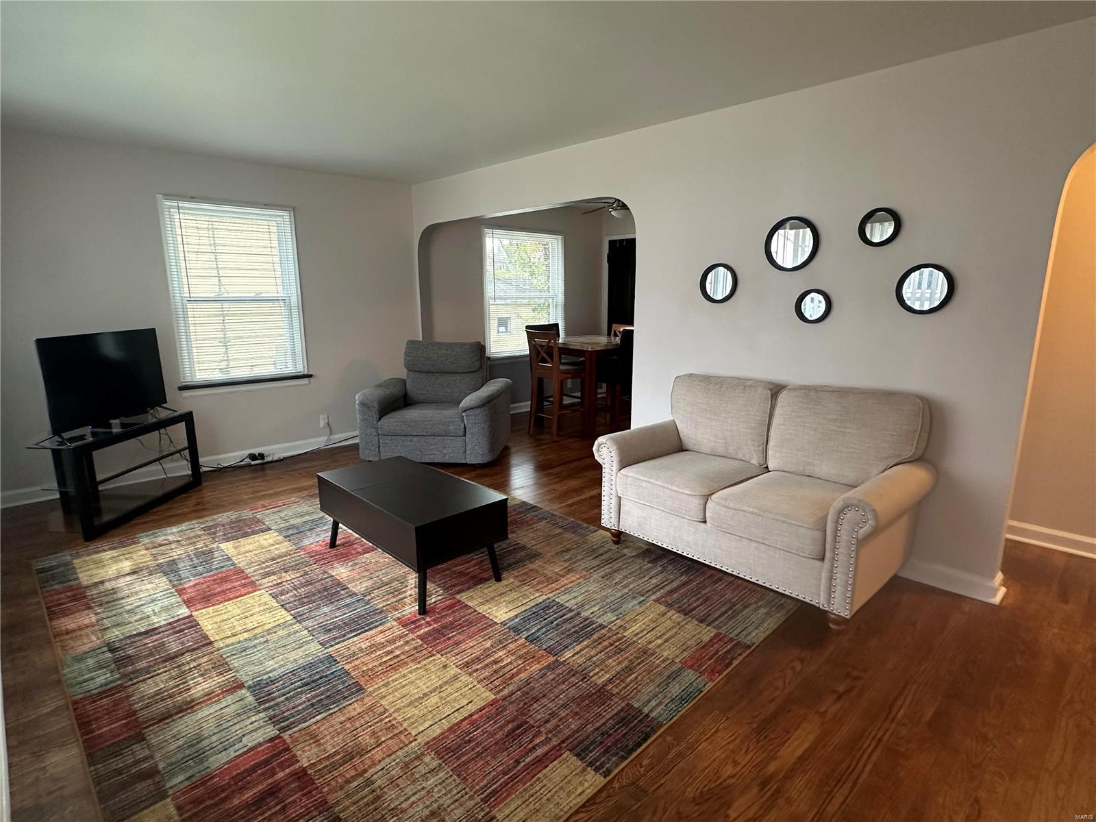 6325 Everett Drive St. Louis, MO 63134 - Photo 6 of 29