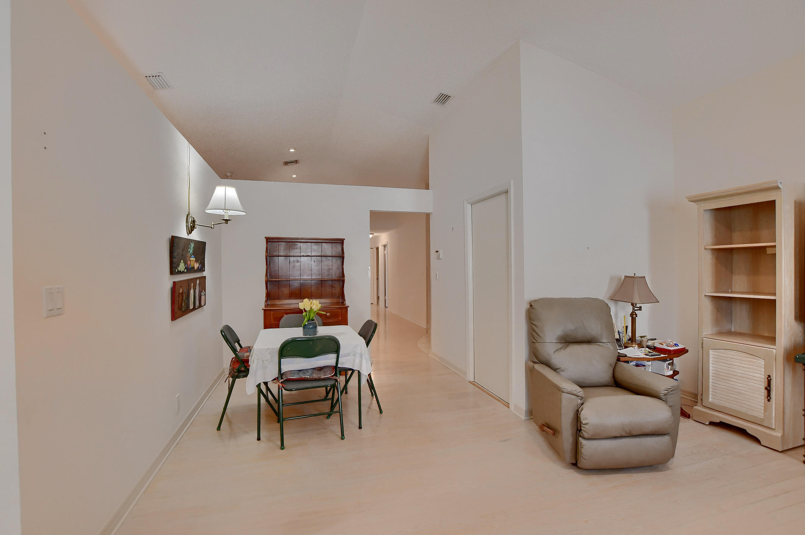 7728 Texas Trail Boca Raton, FL 33487 - Photo 29 of 43 Breakfast area