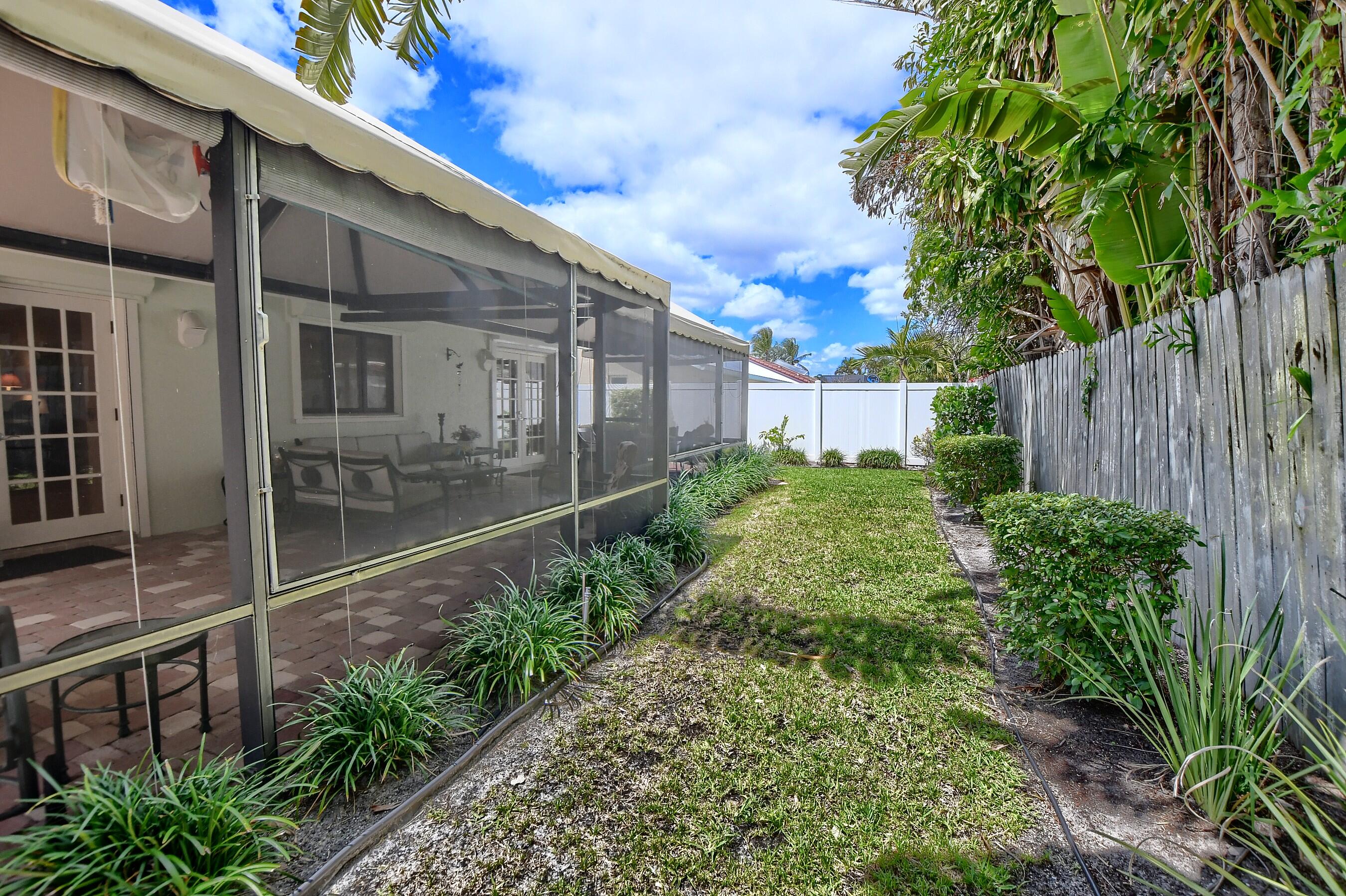 7728 Texas Trail Boca Raton, FL 33487 - Photo 41 of 43 Yard