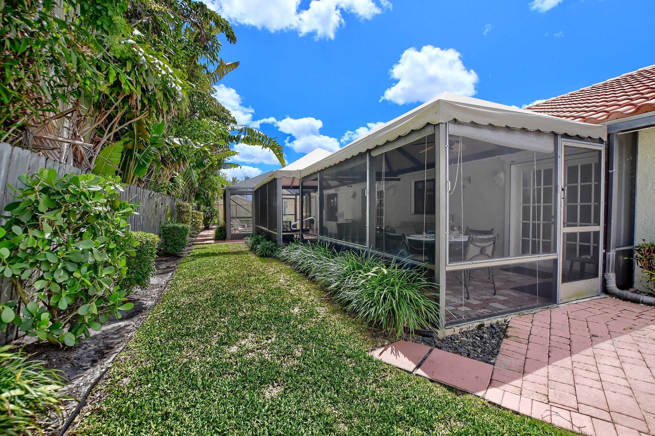 7728 Texas Trail Boca Raton, FL 33487 - Photo 42 of 43 Yard