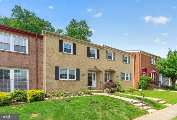 $3,100 | 7481 Jayhawk Street, Annandale, VA 22003