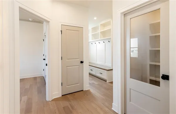 $794,000 | 18505 Mohawk Lane, Overland Park, KS 66085