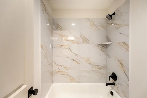 $794,000 | 18505 Mohawk Lane, Overland Park, KS 66085