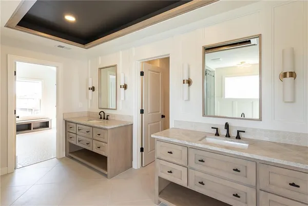 $794,000 | 18505 Mohawk Lane, Overland Park, KS 66085