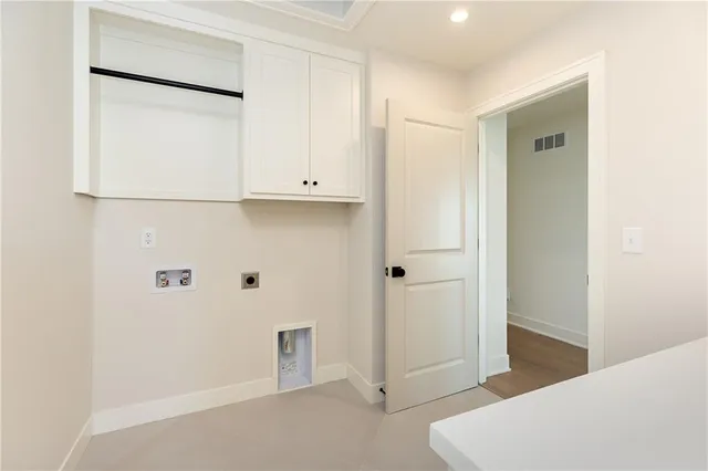 $799,000 | 18505 Mohawk Lane, Overland Park, KS 66085