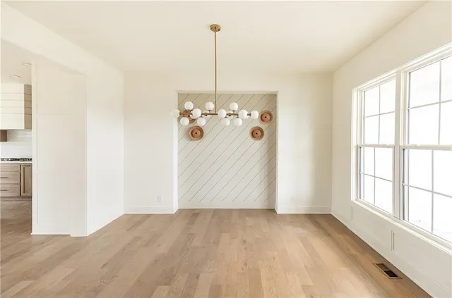 $799,000 | 18505 Mohawk Lane, Overland Park, KS 66085