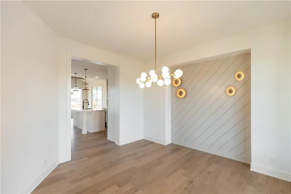 $794,000 | 18505 Mohawk Lane, Overland Park, KS 66085