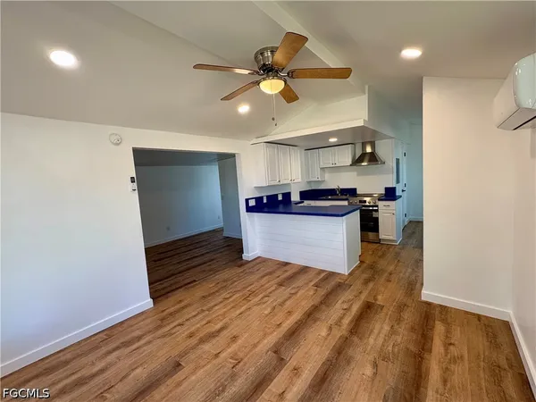 $1,300 | 5675 Pine Island Road, St. James City, FL 33956