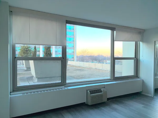 $199,900 | 3600 North Lake Shore Drive, Unit 306, Chicago, IL 60613