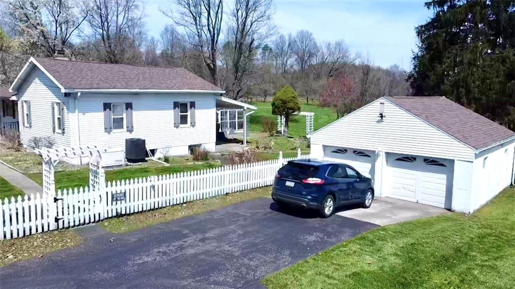 644 Fallen Timbers Road Point Marion, PA 15474 - Photo 4 of 43