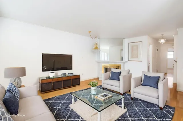 $899,999 | 574 Mangels Avenue, San Francisco, CA 94127