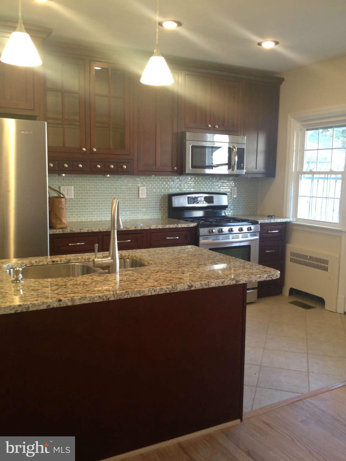306 Murdock Road Baltimore, MD 21212 - Photo 4 of 13 Kitchen