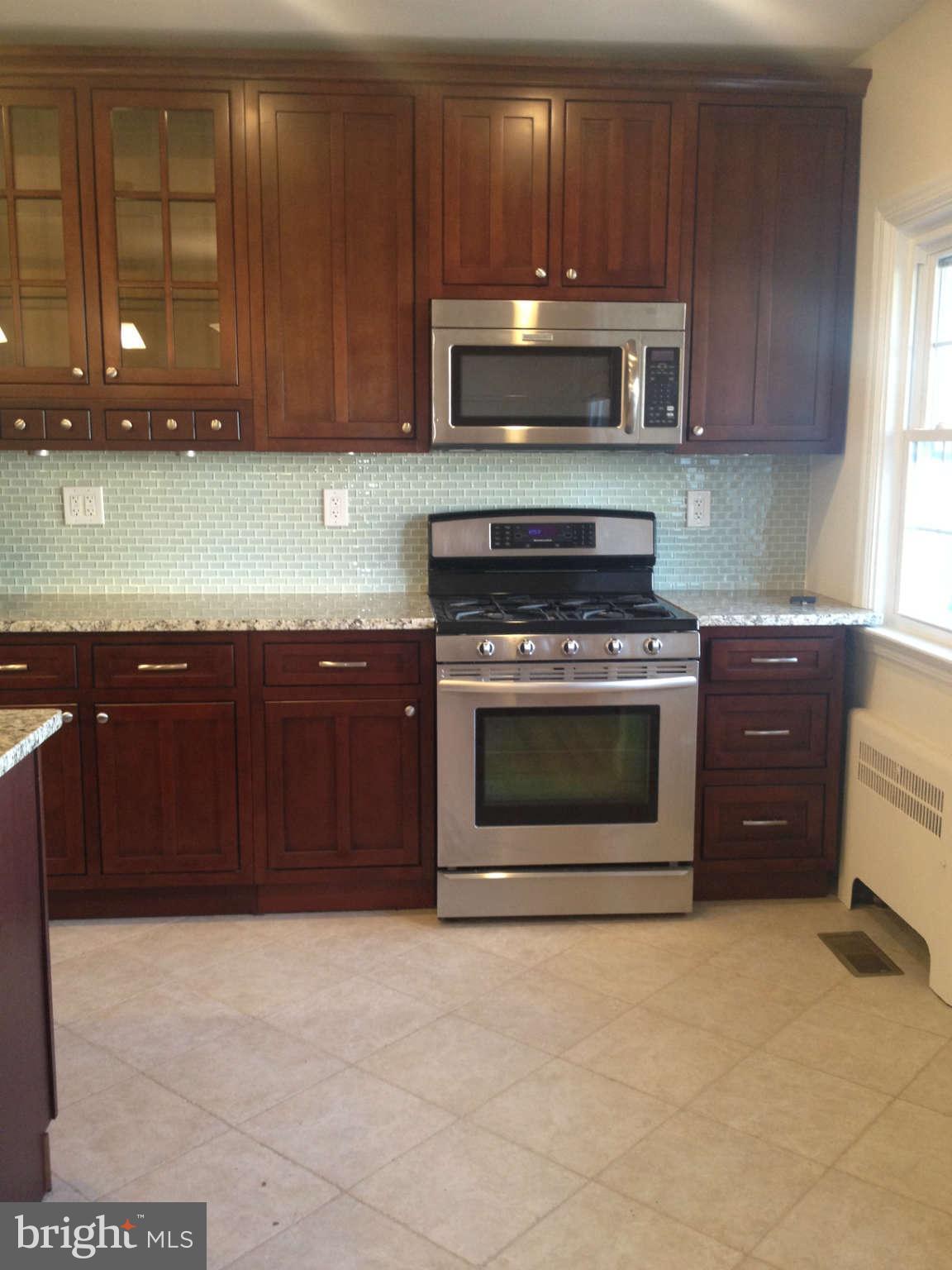 306 Murdock Road Baltimore, MD 21212 - Photo 5 of 13 Kitchen 2