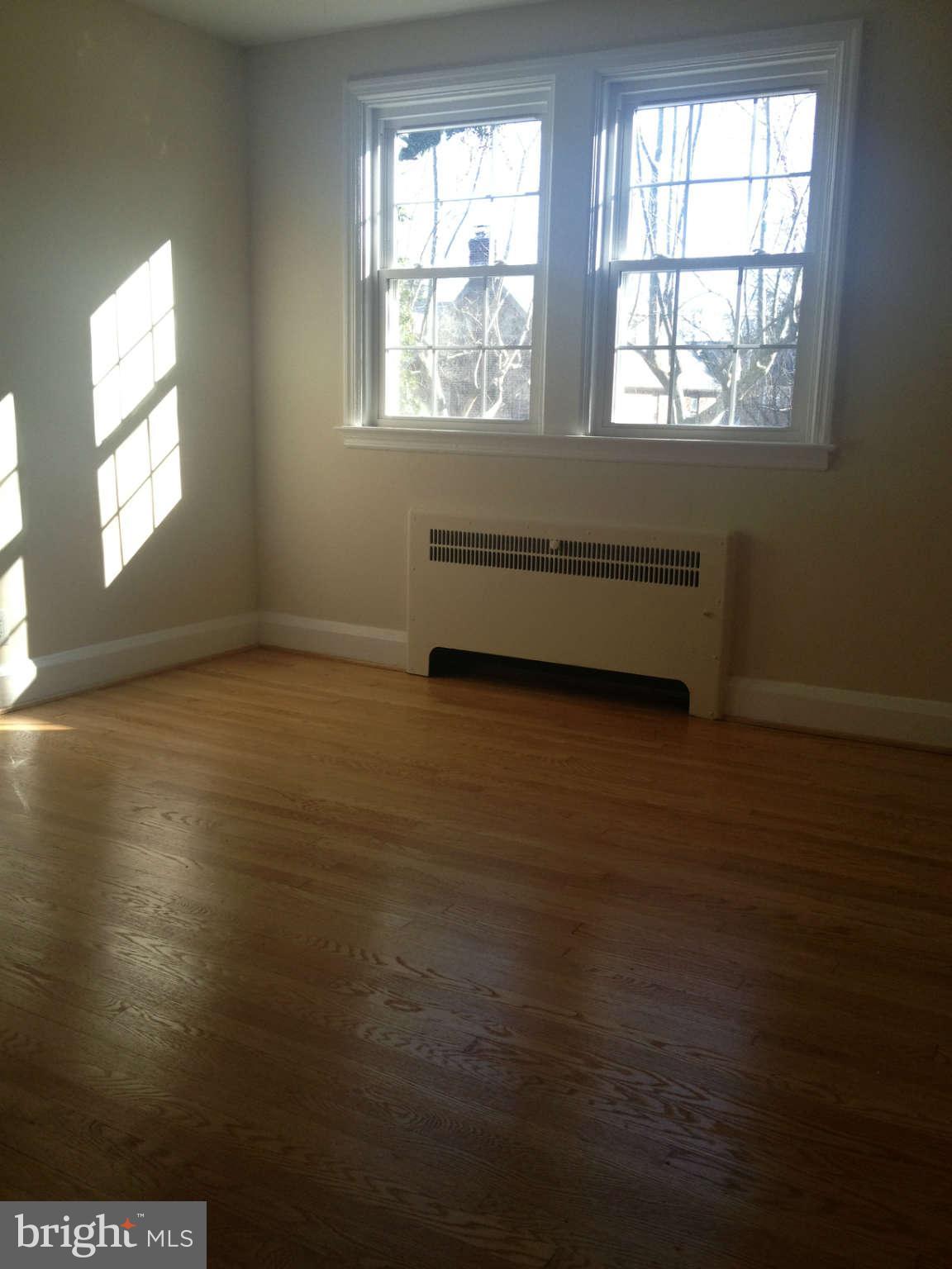 306 Murdock Road Baltimore, MD 21212 - Photo 6 of 13 Bedroom (Master)