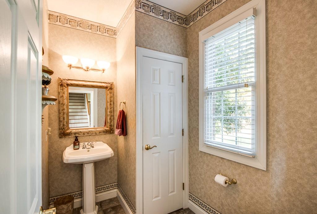 106 Players Ridge Road Hickory, NC 28601 - Photo 15 of 48 Gallery Image 15