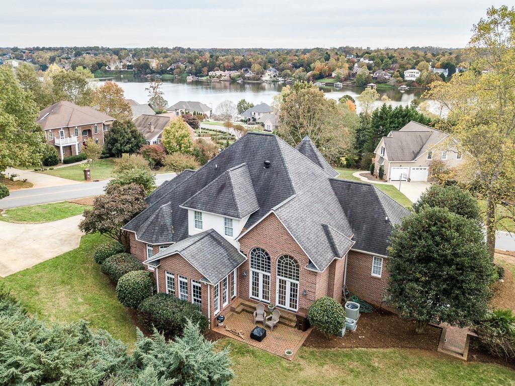 106 Players Ridge Road Hickory, NC 28601 - Photo 5 of 48 Gallery Image 5