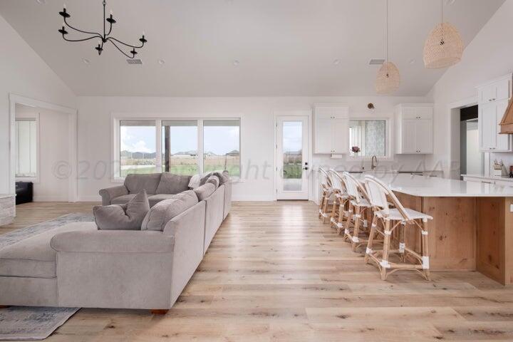 10017 Rockwell Road Canyon, TX 79015 - Photo 6 of 39 20240102195447750995000000-o
