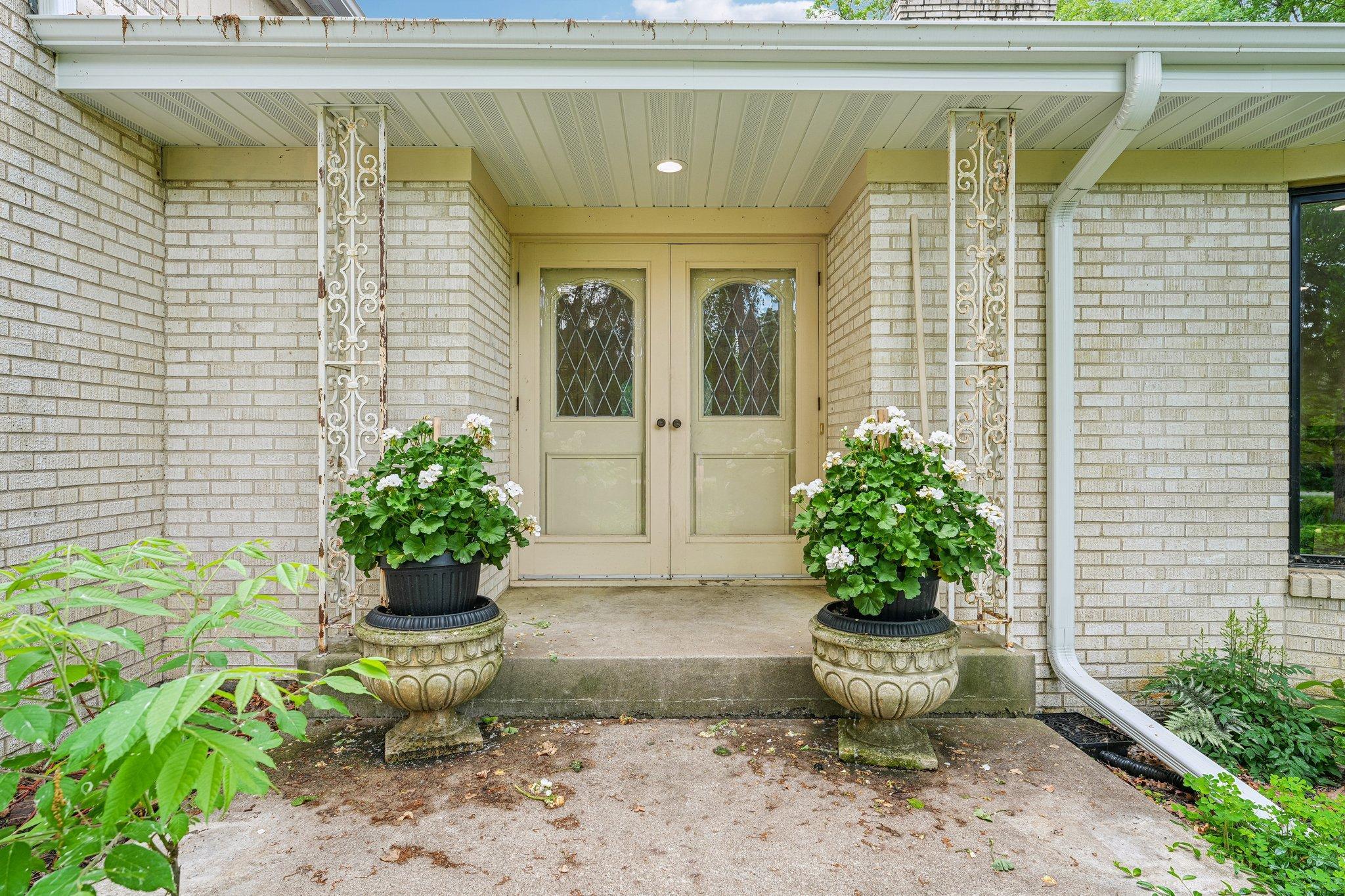 23 Evergreen Road North Oaks, MN 55127 - Photo 7 of 79