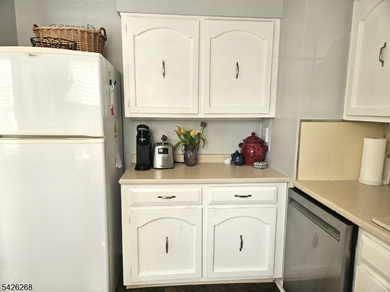 800 Old Springfield Avenue, Unit 19 Summit, NJ 07901 - Photo 11 of 25