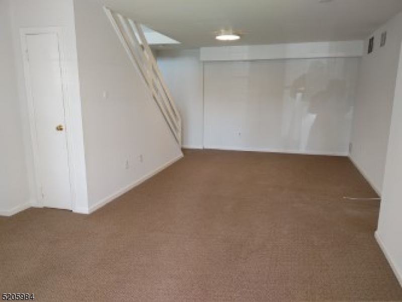 800 Old Springfield Avenue, Unit 19 Summit, NJ 07901 - Photo 19 of 25