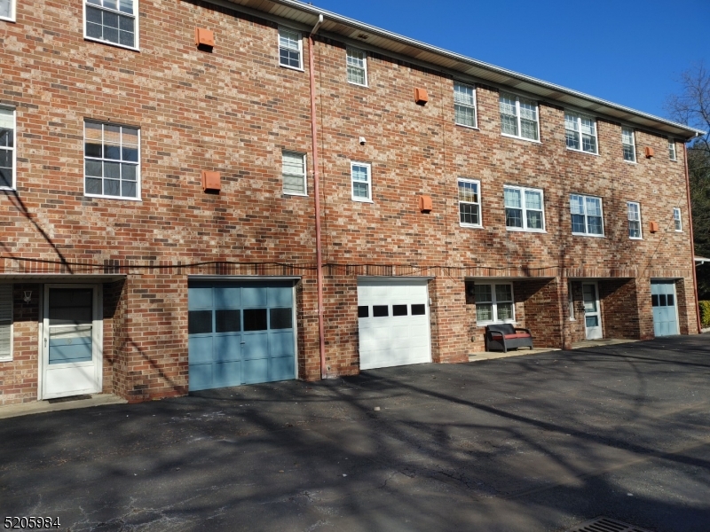 800 Old Springfield Avenue, Unit 19 Summit, NJ 07901 - Photo 24 of 25