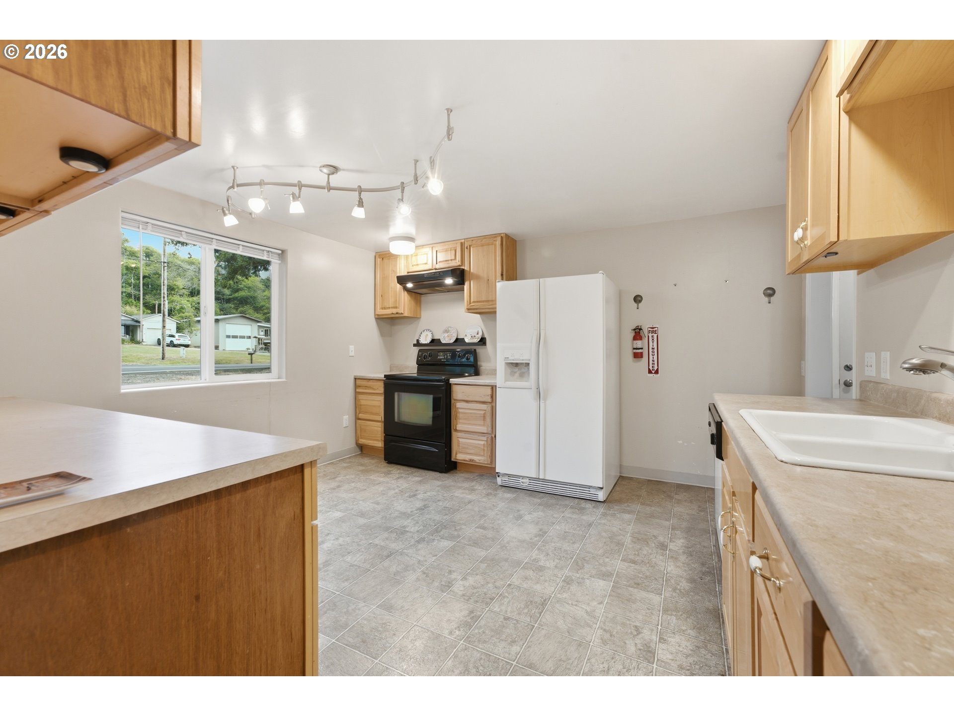 26230 Sandlake Road Cloverdale, OR 97112 - Photo 7 of 31