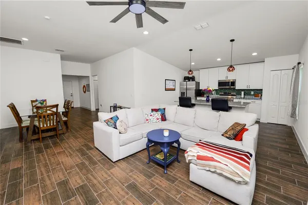 $294,000 | 1924 Thompson Preserve Boulevard, Bartow, FL 33830