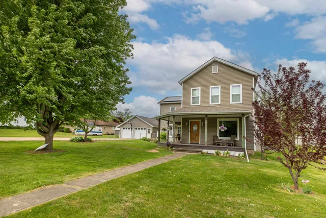 $238,000 | 416 Galena Avenue, Warren, IL 61087