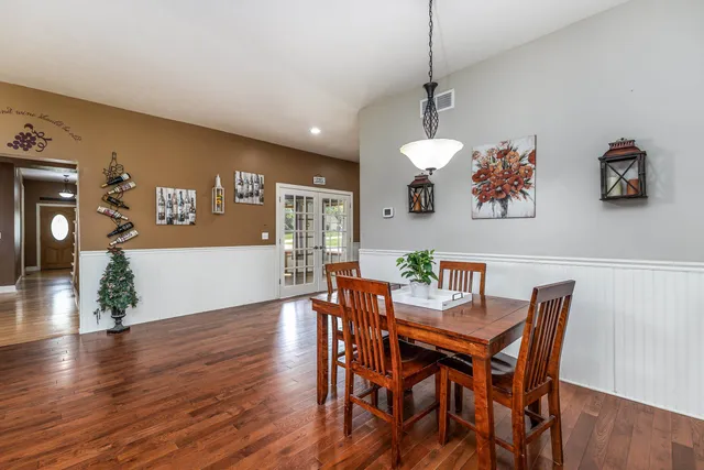 $238,000 | 416 Galena Avenue, Warren, IL 61087