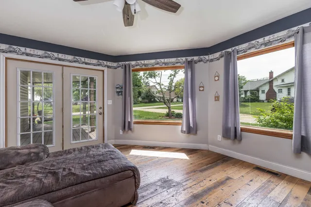 $238,000 | 416 Galena Avenue, Warren, IL 61087