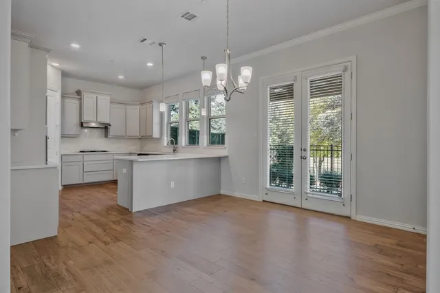 $3,200 | 516 Renaissance Lane, Irving, TX 75060