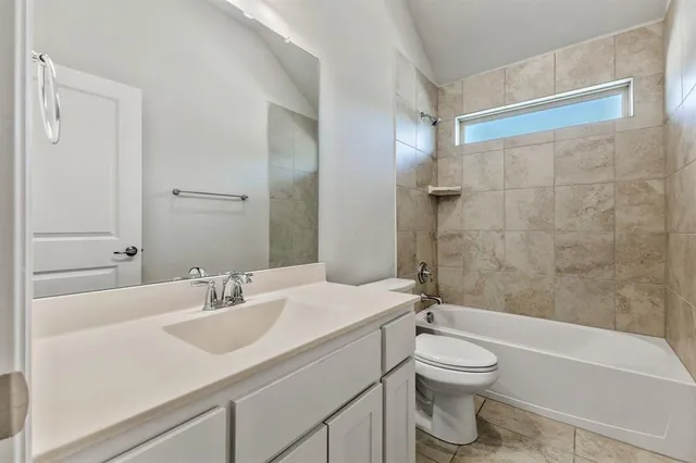 $3,200 | 516 Renaissance Lane, Irving, TX 75060