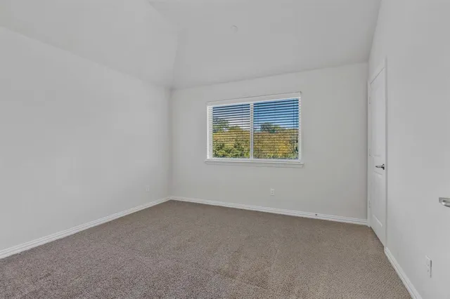 $3,200 | 516 Renaissance Lane, Irving, TX 75060