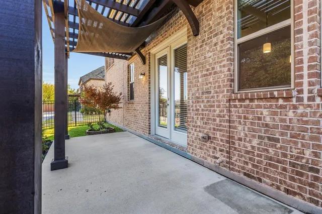 $3,200 | 516 Renaissance Lane, Irving, TX 75060