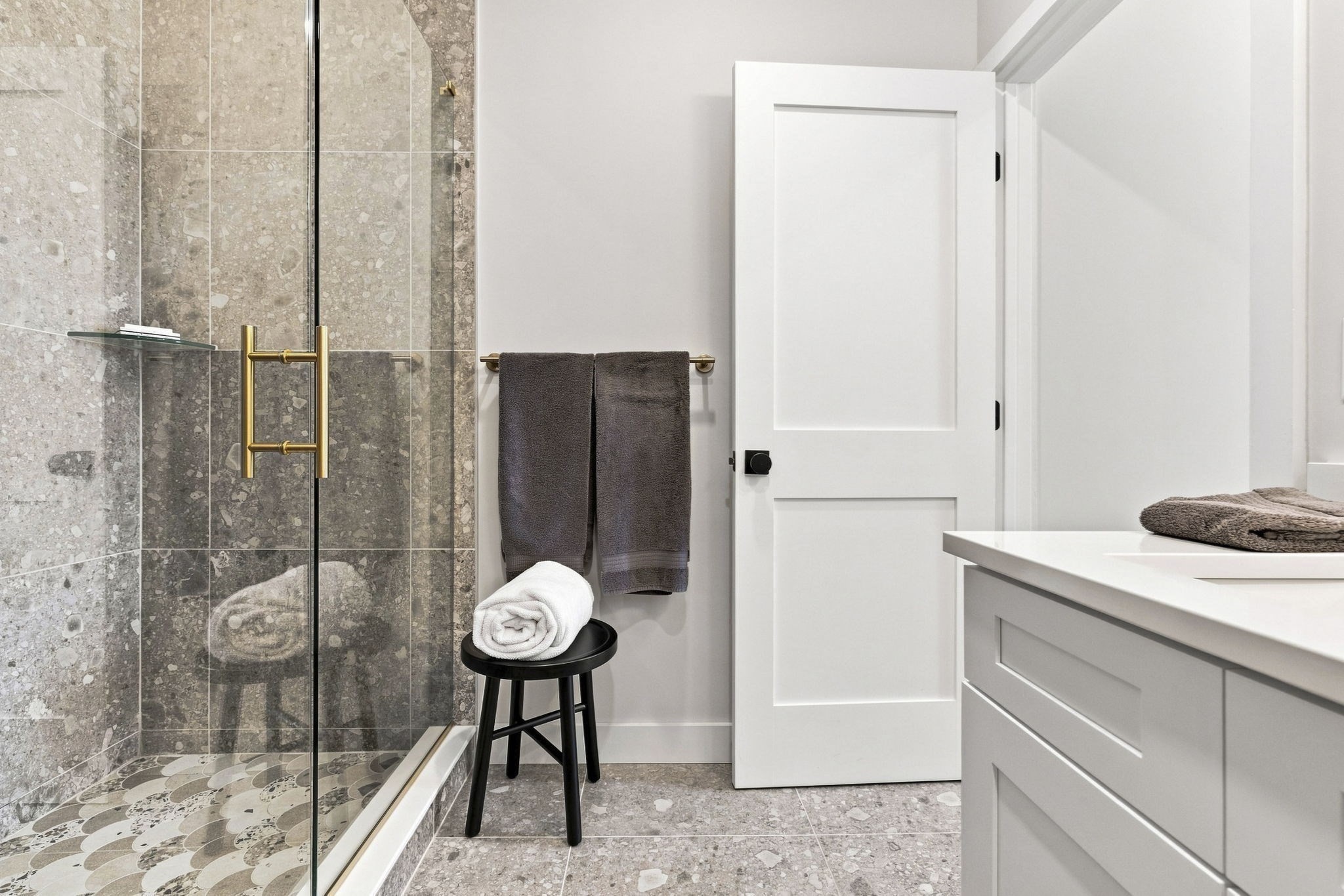 531 Main Street, Unit 2002 Reading, MA 01867 - Photo 18 of 26 Gallery Image 18